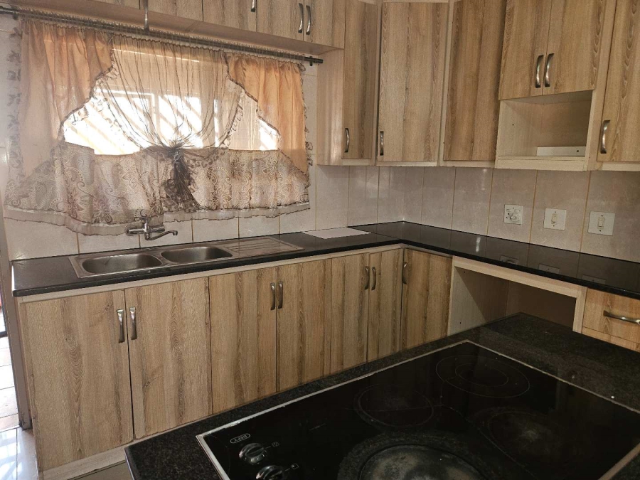 3 Bedroom Property for Sale in Floors Northern Cape